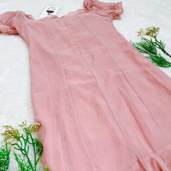 NWT Blush Mini Dress - Picture 2 of 4
